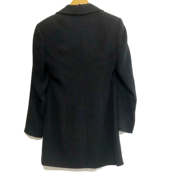 Tahari Tall 3 Button Black Blazer. - Picture 3 of 3